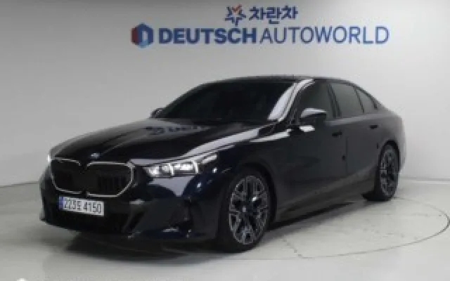 인천중고차시세 5시리즈 (G60) 530e xDrive 매물 사진 6 - 2025/10 19,150km